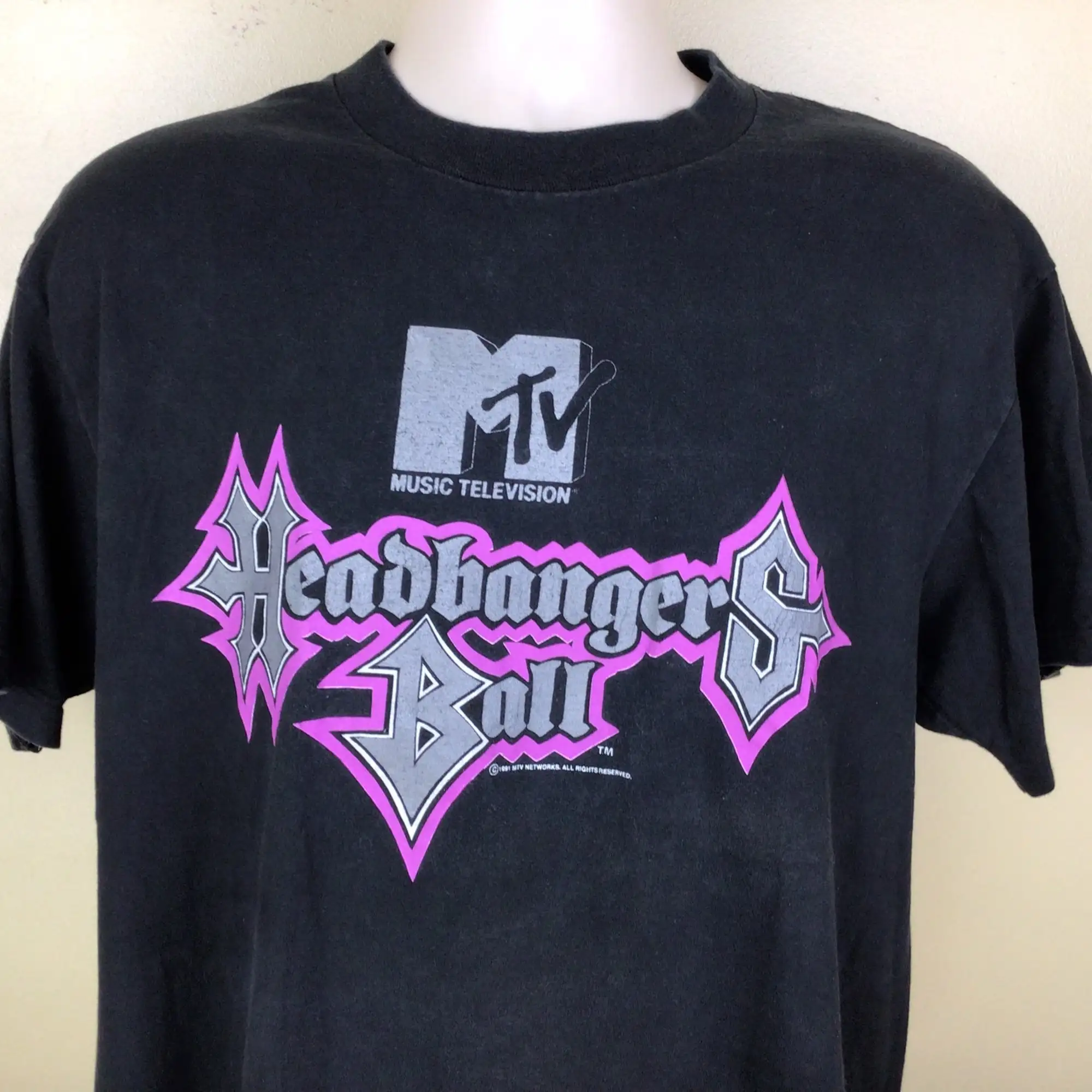 Vtg 1991 MTV Headbangers Ball TShirt Black L/XL 90s Heavy Metal Band TV Show Giant Tag