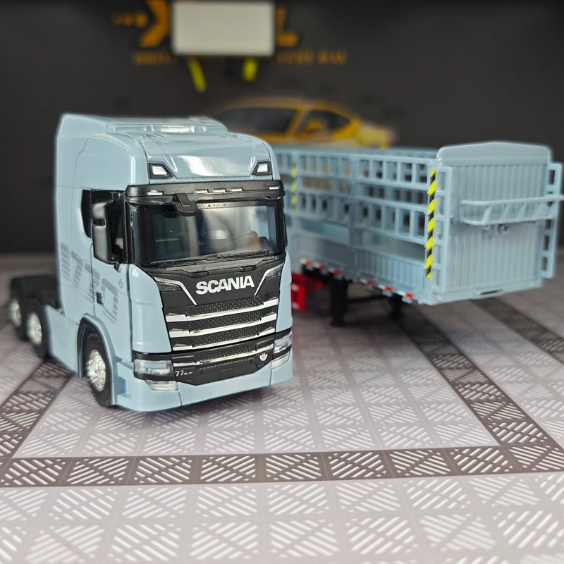 

Модель-копия грузовика Scania 1:50 из сплава, сдвижная, для железнодорожных перевозок, полуприцеп, статическая, высококачественная работа.