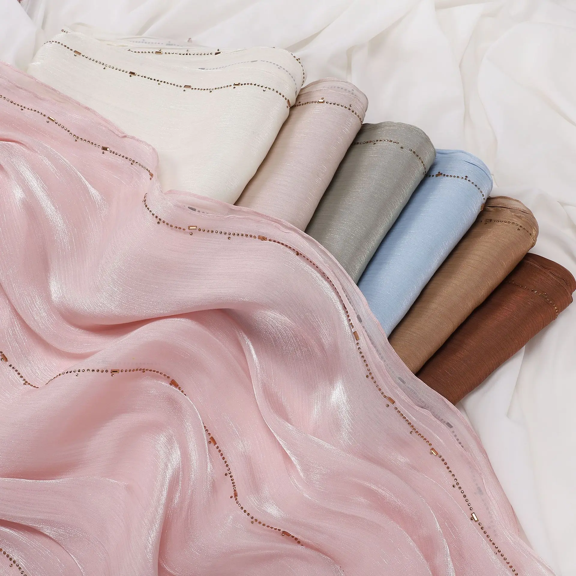 

Fashion Hot Diamond Long Scarf Bright Silk Satin Ethnic Gauze Scarf Malay Headscarf Scarves Sunscreen Head Wrap Shawl Stole New