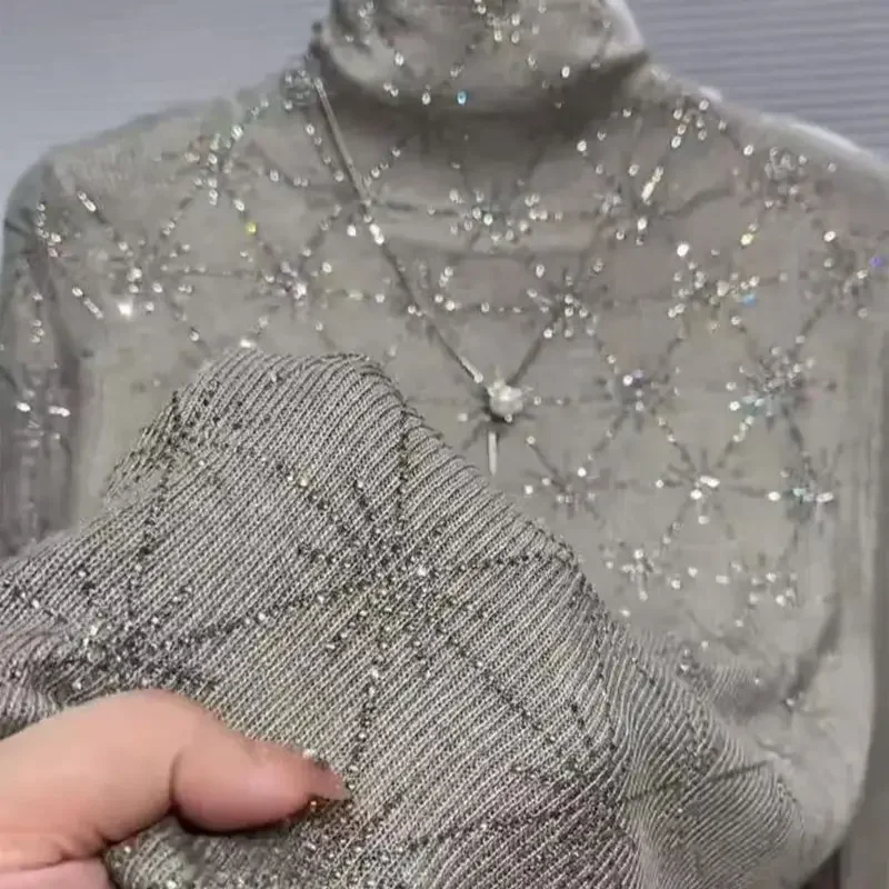 Luxuriöser Diamanten-Strickpullover mit Rollkragen und Slim Fit in Grau für Damen, Herbst/Winter Strickware, Unterziehpullover für Frauen