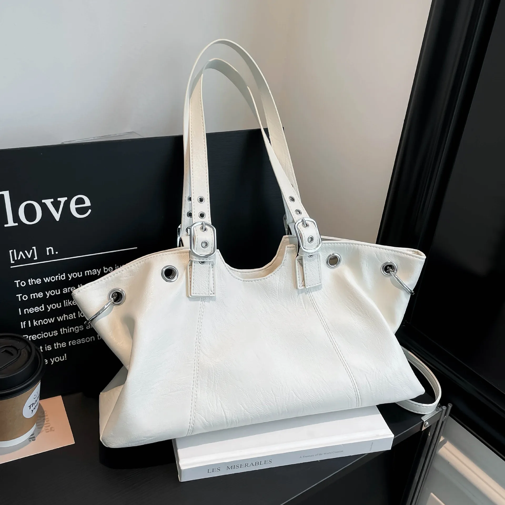 

Minimalist Solid Color Tote Bag, Women's Spacious Commuter Shoulder Purse, Luxe Casual Day to Night Bag, Chic Crossbody Textured