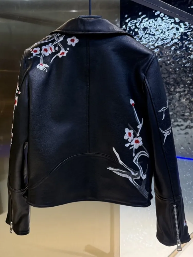 Chaqueta de cuero genuino con cremallera y solapa para mujer, estilo Retro, Color sólido, manga larga, piel de oveja, ropa de abrigo ajustada bordada para motocicleta