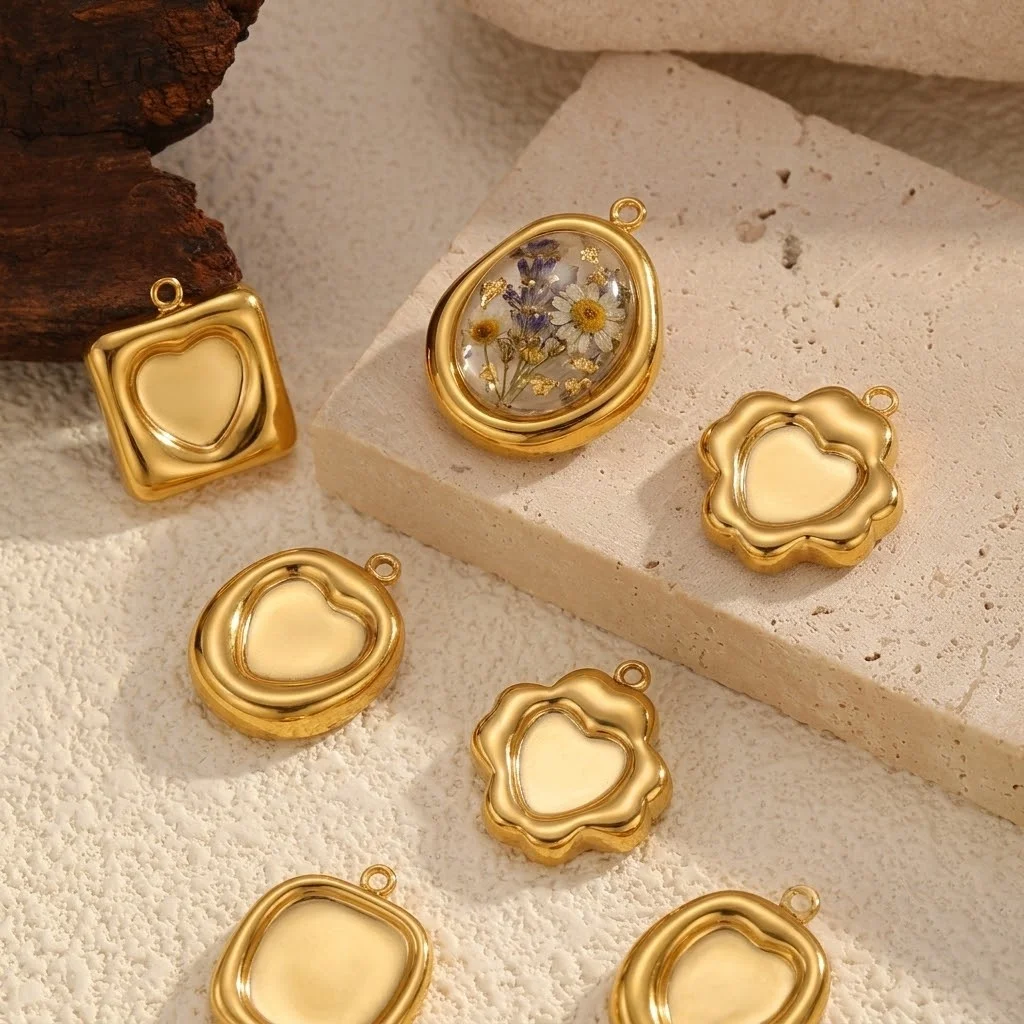 5 Stück Edelstahl Herz Oval Blanko Fassung Anhänger Blumenrand Fassungen Cabochon-Basis DIY Halsketten Anhänger Basis Schmuckherstellung – Detail 1