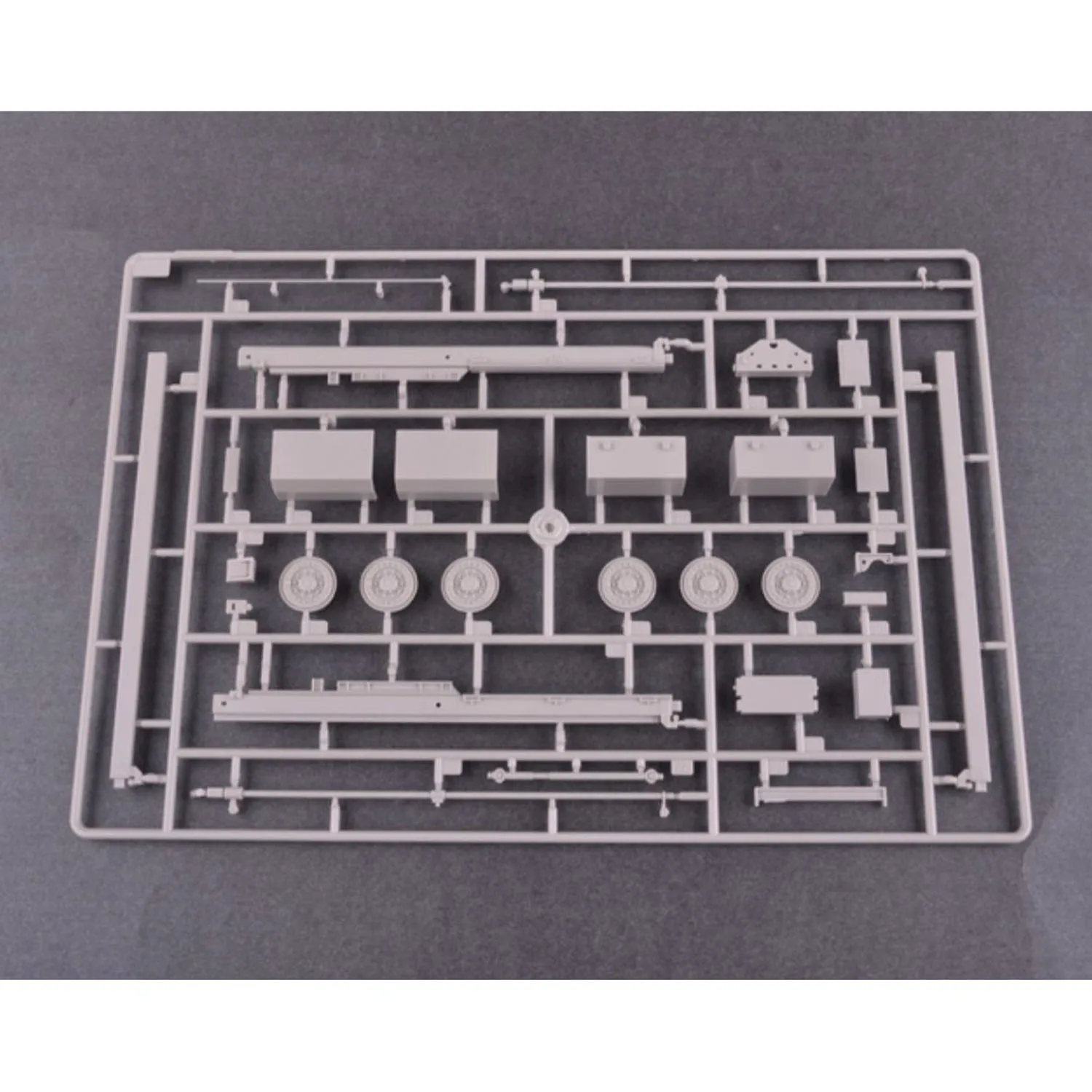 Trompetista 1/35 M142 HIMARS lançador de foguetes modelo 01041 kit de sistema de artilharia militar para construtores avançados