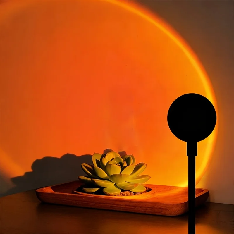 Colorful LED Sunset Lamp with Adjustable Seven Colors, USB Plug-And-Play, 360 ° Rotation, Sunset Light, Evening Atmosphere Lamp