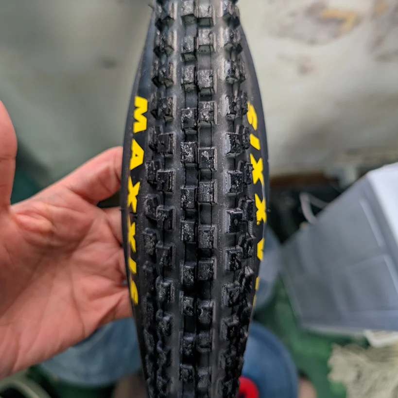 MAXXIS MaxxDaddy BMXタイヤ 20x1.85 20x2.0
