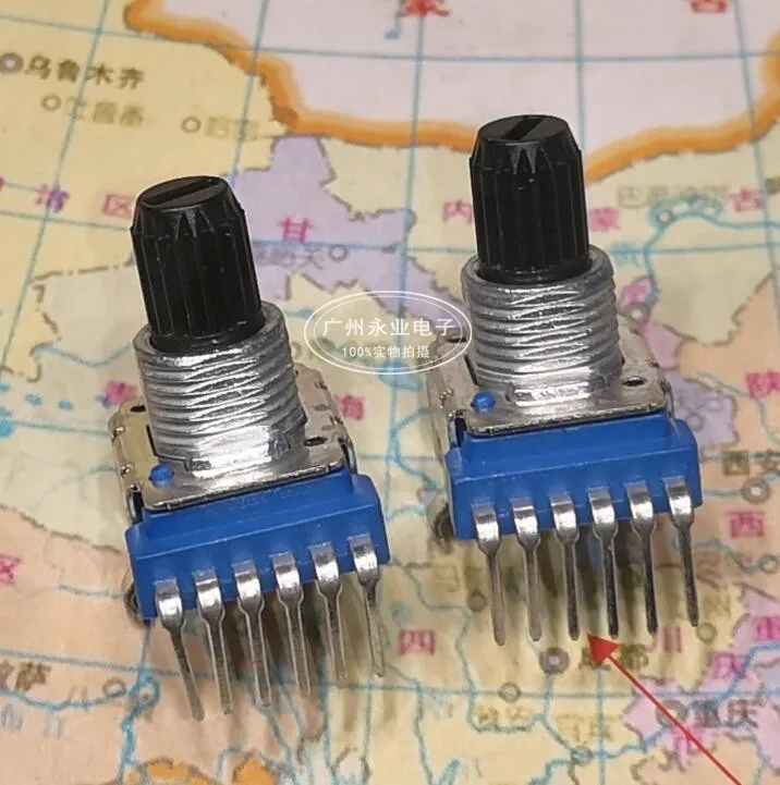 2 Piece RK12 Type Vertical Double Potentiometer Single Row 6 Feet B5K Handle 13MM Volume Audio Electronic Instrument Accessories