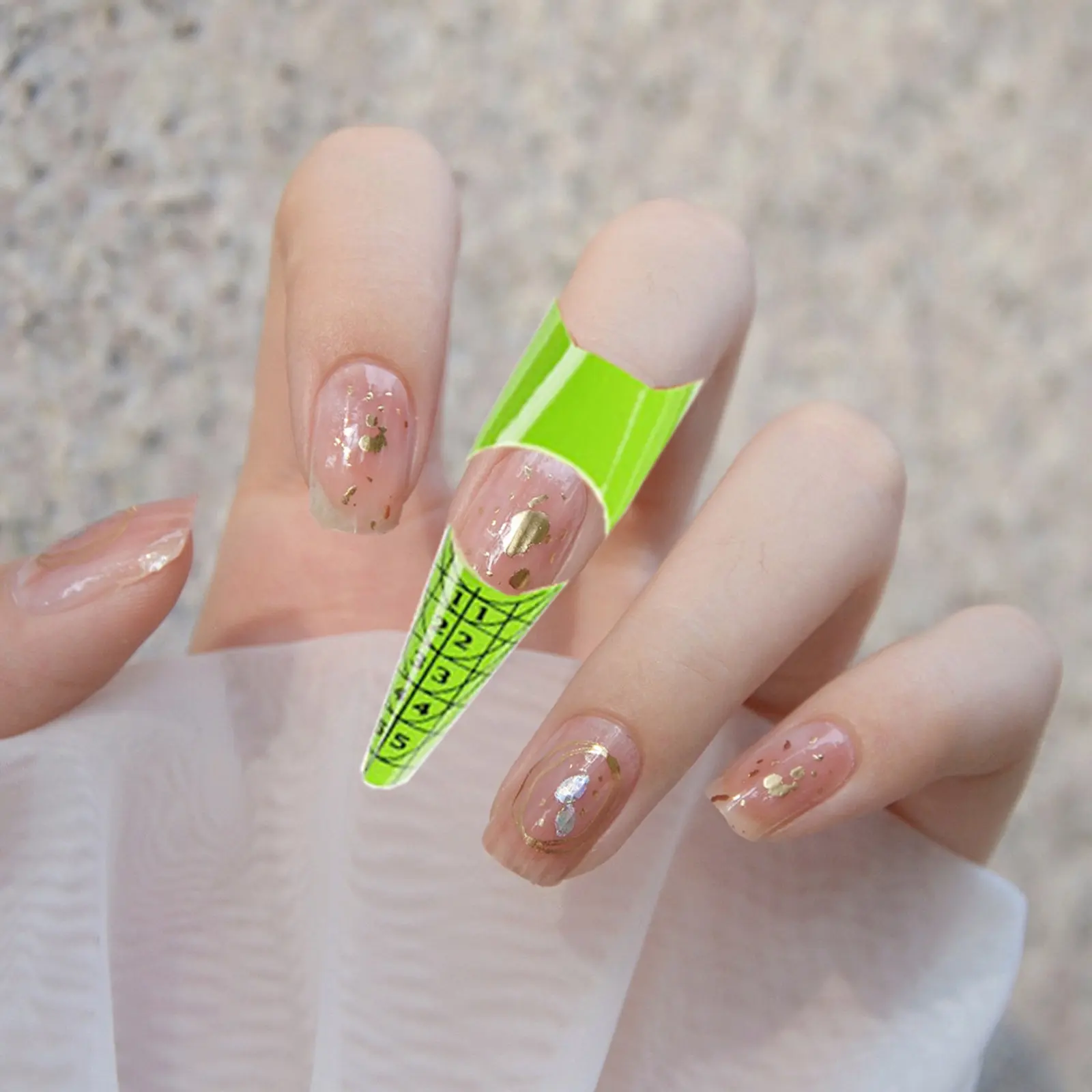 100Pcs Nail Art Extension Guide Paper Easy Apply Nail Form Stickers for Professional Salon Home Use Manicure Tool Acrylic Uv Gel