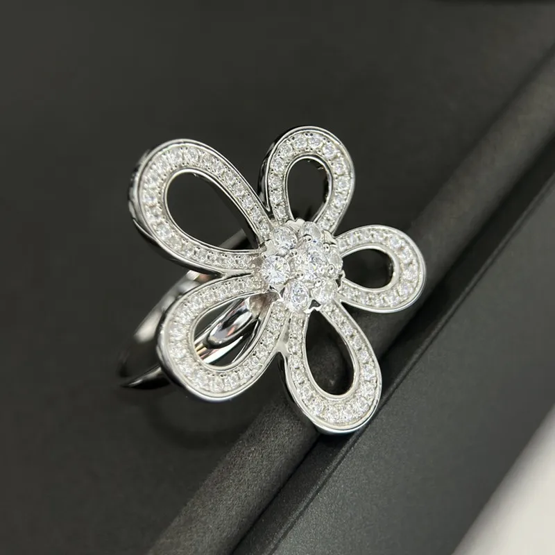 

High quality 925 sterling silver Flower Ring Ladies Fashion Sweet temperament Luxury jewelry party Valentine's Day gift