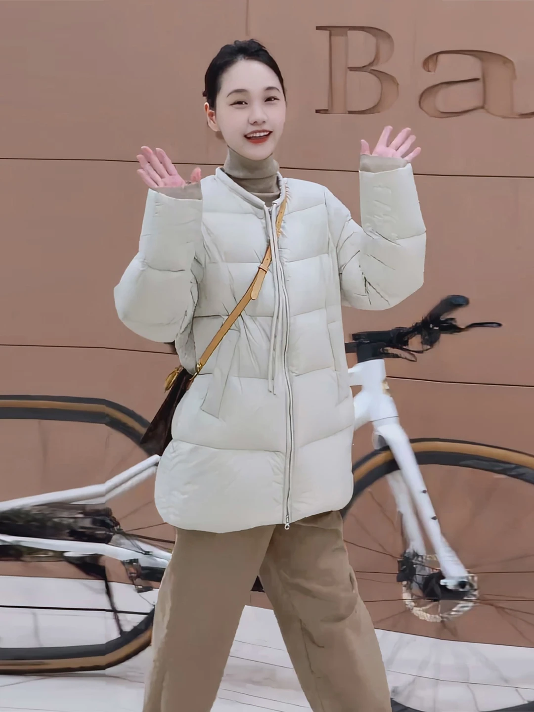 

Korean Sle round Ne Mid-Length Women's down Jaet Winter New Faion Warm White Du Feather Coat Casual Sle Thiened...