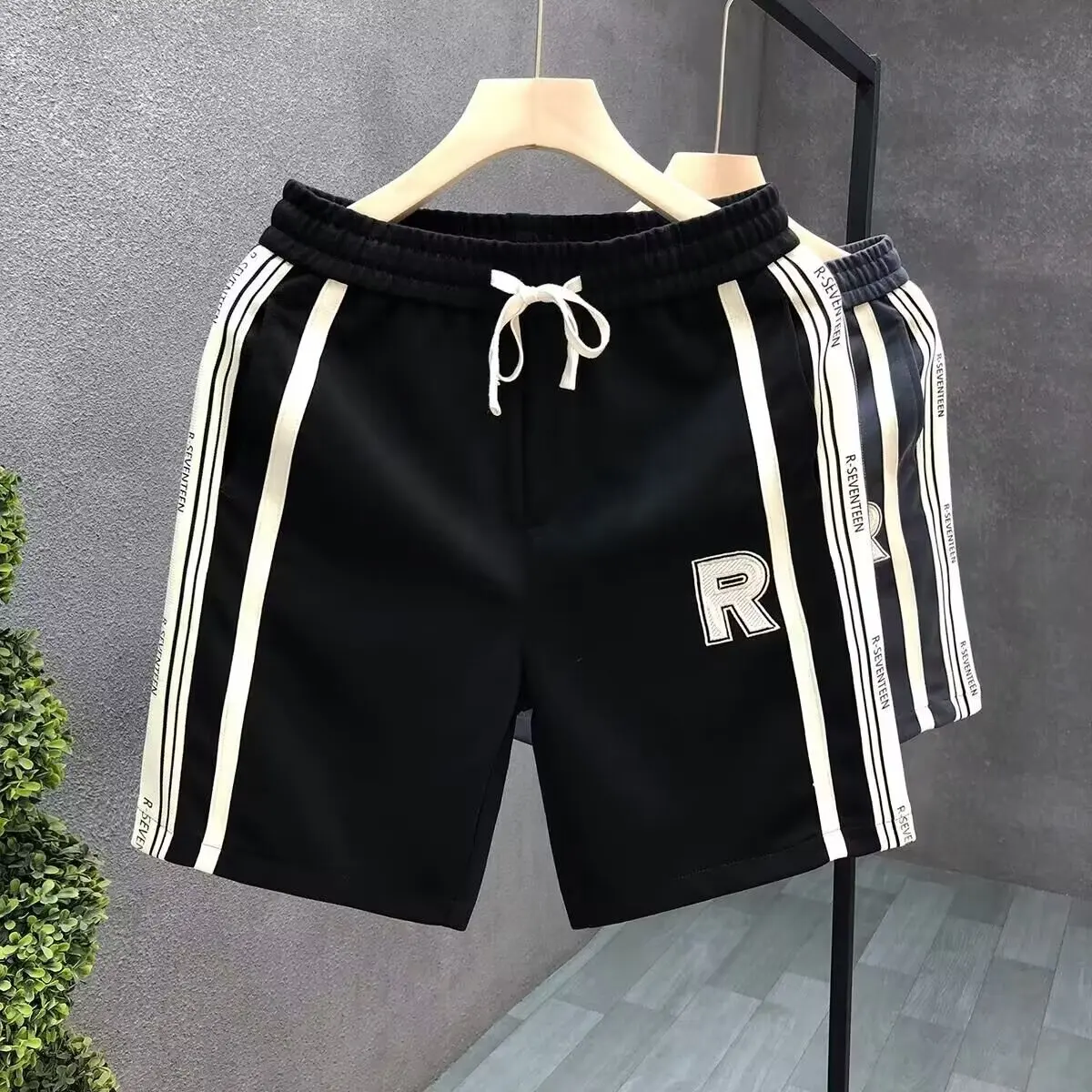 High Quality Men\'s Shorts Summer American Gym Shorts Fashion Black Sports Short Pants High Street Men\'s Clothing Streetwear 2024