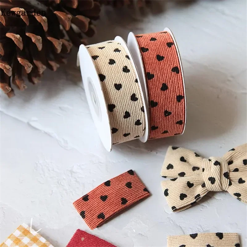 

Kewgarden Love Heart Stripe Вельветовая лента 38 мм 25 мм 1 "1,5" DIY Лук для шитья волос Аксессуары Лента ручной работы 10 ярдов