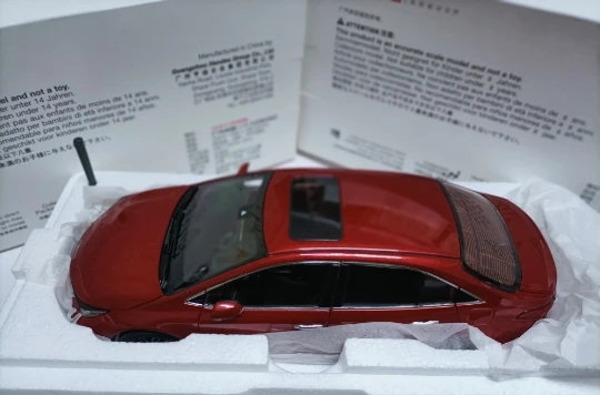 original-gac-toyota-lingshang-alloy-door-door-car-model-1-18-toyota-tnga-2021-coral-red