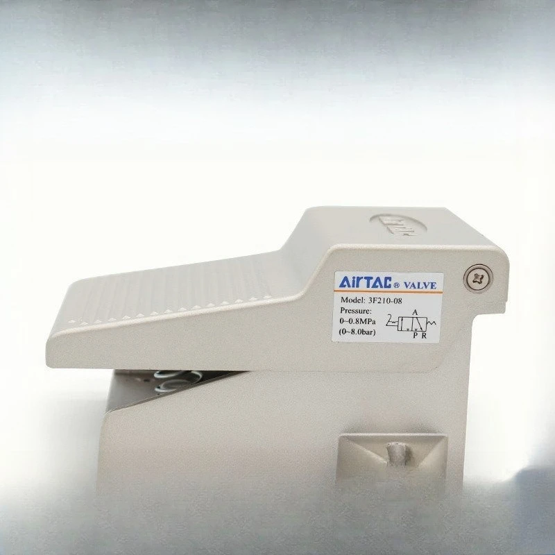 

Детали подходят для оригинального пневматического донного клапана Airtec 4F210-08-L-F, двухпозиционного пятиходового реверсивного клапана с ручным управлением.