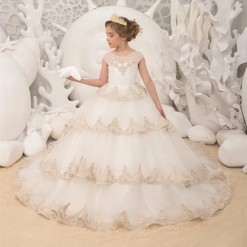 

2024 Lvory First Communion Dresses with Gold Applique Round Neck Cap Sleeve Tiered Tulle Birthday Party Gown Flower Girl Dress