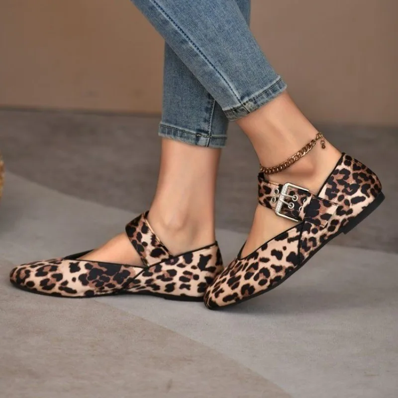 2024 Autumn Chic Mary Jane Shoe for Woman Round Toe Leopard Print Casual Soft Street Big Size High Quality Ladies Ballet Flats