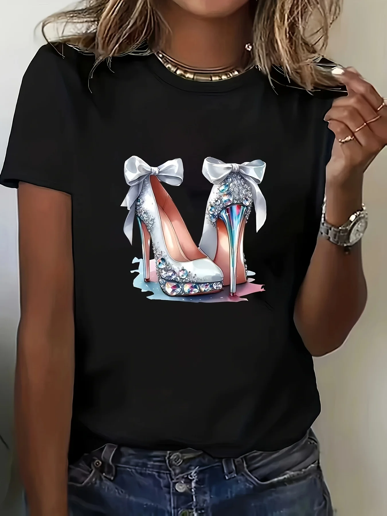 Women's White Sleeve T-Shirt with Shiny Blue Pink High-Heel Shoe Design Round Neck Summer Casual Blouse Aesthetic Clothes