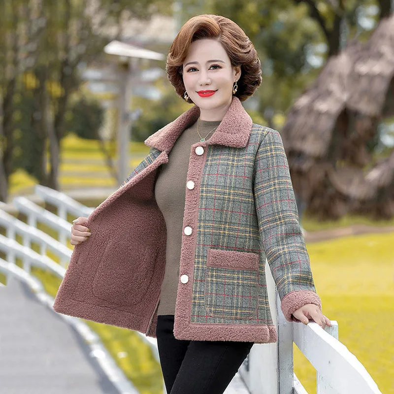 Autumn And Winter New Women's Fur One-piece Fleece Thick Coat Middle-aged Mother Fashion Foreign-style Granular Wool Coat Woman.