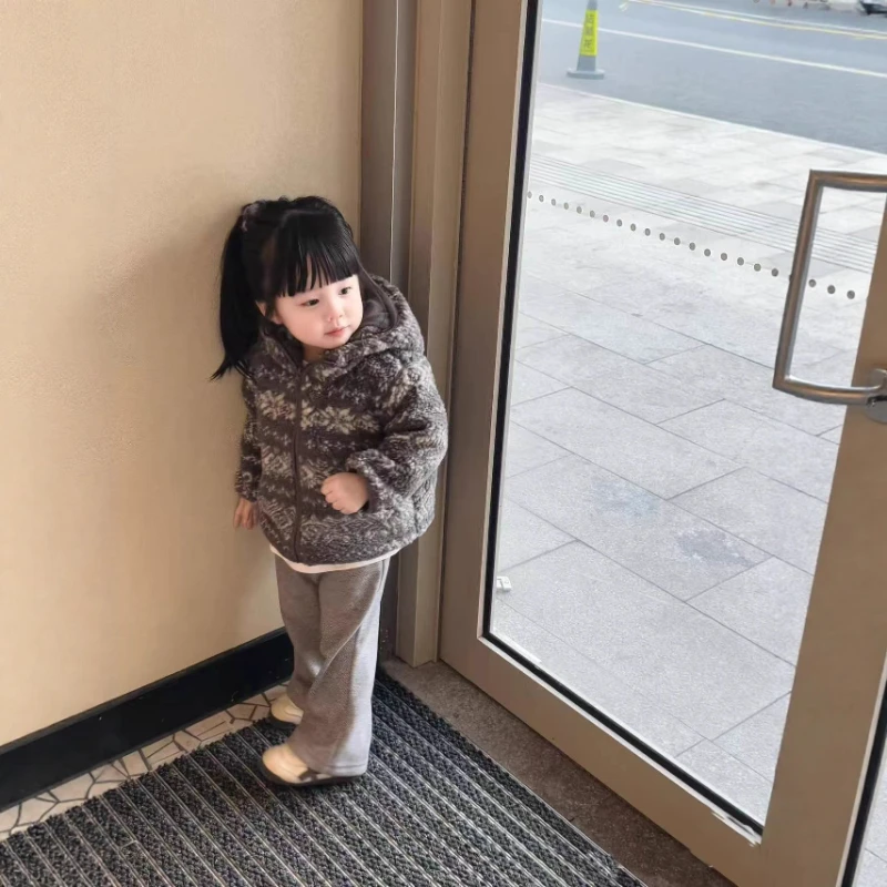 

2025 Winter Hot Selling New Children's Jacquard Thick Lamb Fleece Elf Hat with Velvet Coat