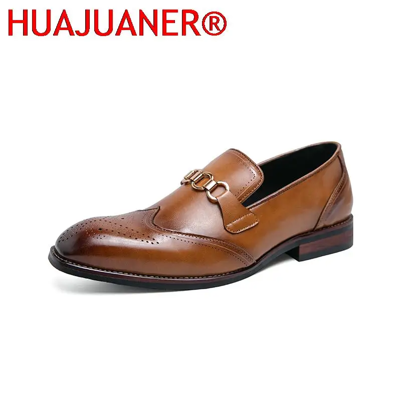 New Arrival Men Oxfords Shoes Vintage Style Formal Shoes Patent Leather Male Brogue Shoes Business Dress Black Brown Mocasines