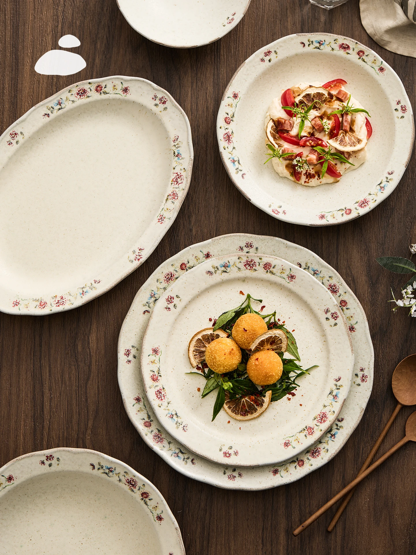 

Vintage Matte Porcelain Floral Dinnerware Set Breakfast Plate Bowl Dish Underglaze Dining Utensils Ceramic Hand-Painted Illus...