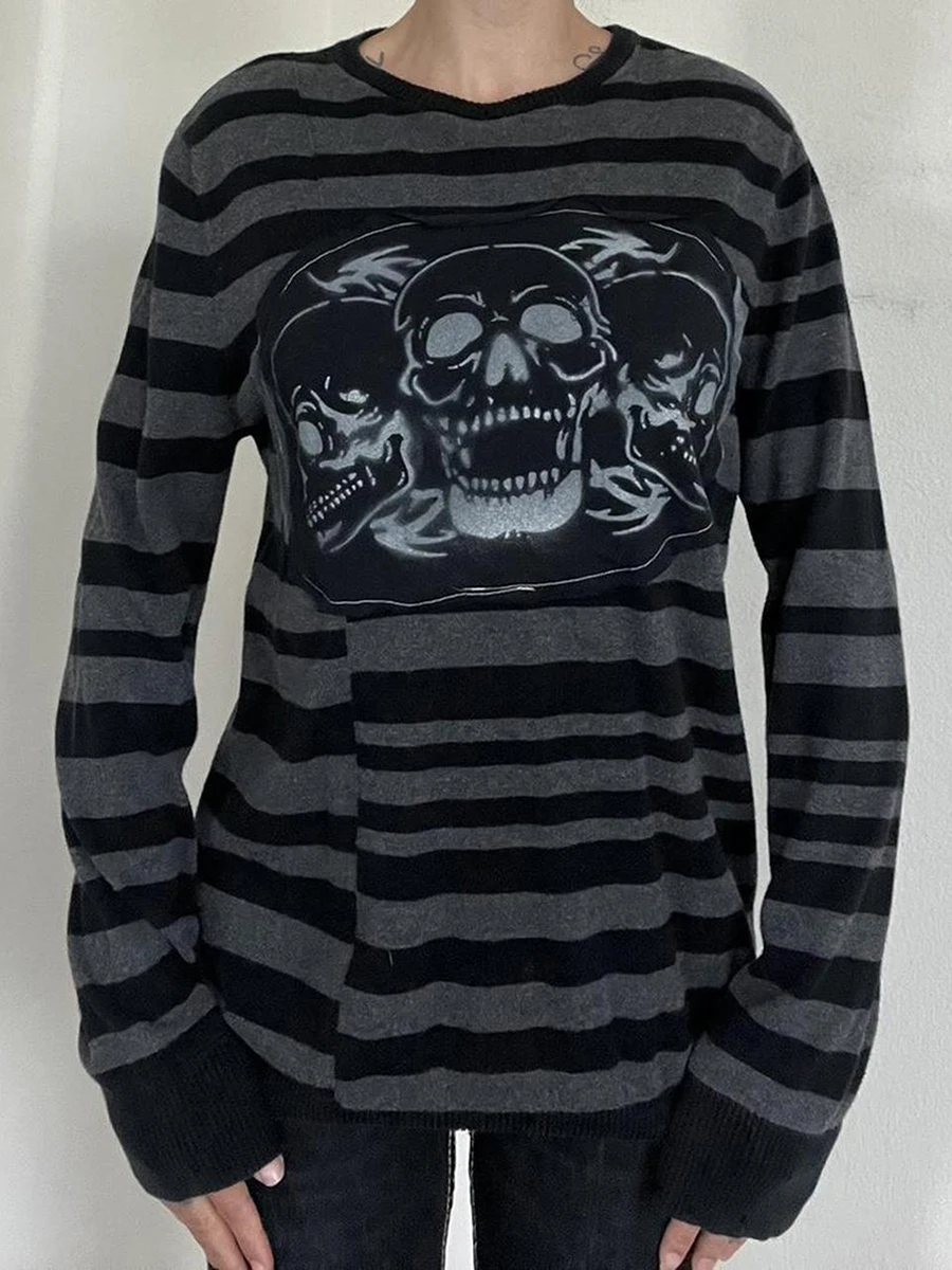 Women’s Stripes T-Shirts Gothic Long Sleeve Round Neck Skull Print Loose Tops Fall Grunge Blouses