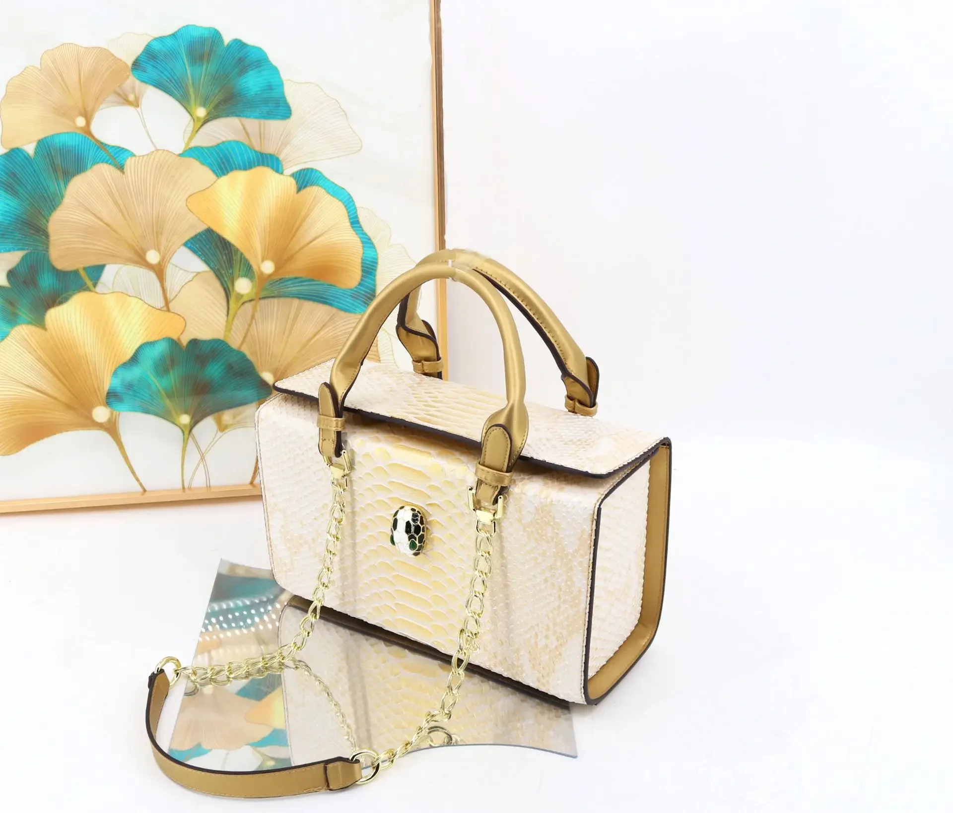 

2025 Популярные женские сумки, кожаная большая сумка через плечо, элегантная классическая дизайнерская роскошь для любителей моды