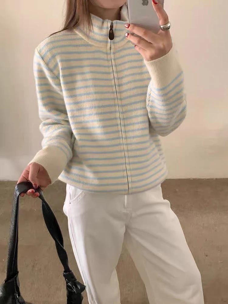 

Korean Style Contrast Color Striped Knitted Cardigan Women's Stand Collar Long Sleeve Soft Sweater Autumn Retro Zipper Outerwear