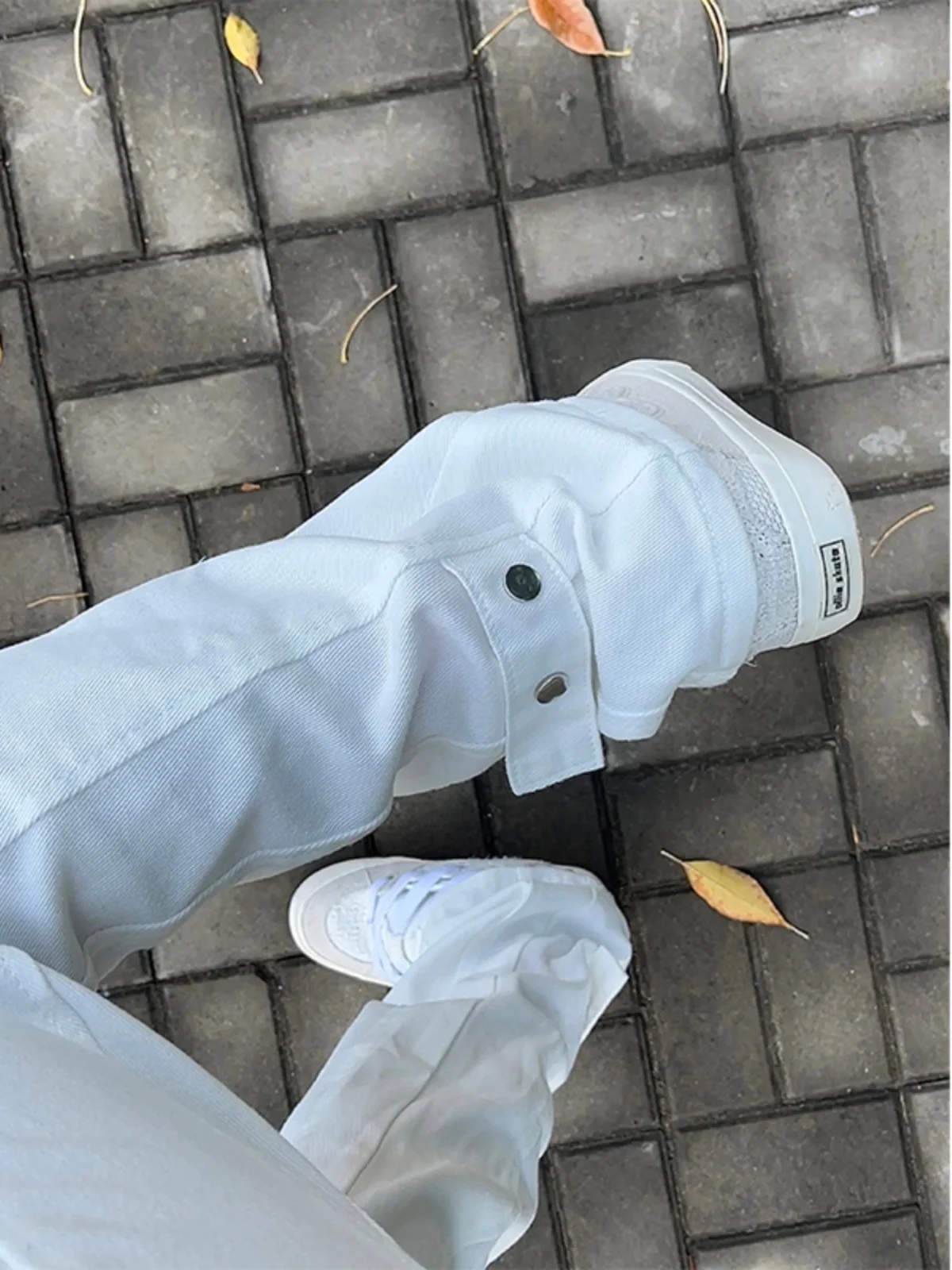 

White Distred High Waist Men's Jeans Spring Autumn Faion Bell Bot Stand Fit Teenage Polyester Fiber Zipper Closure