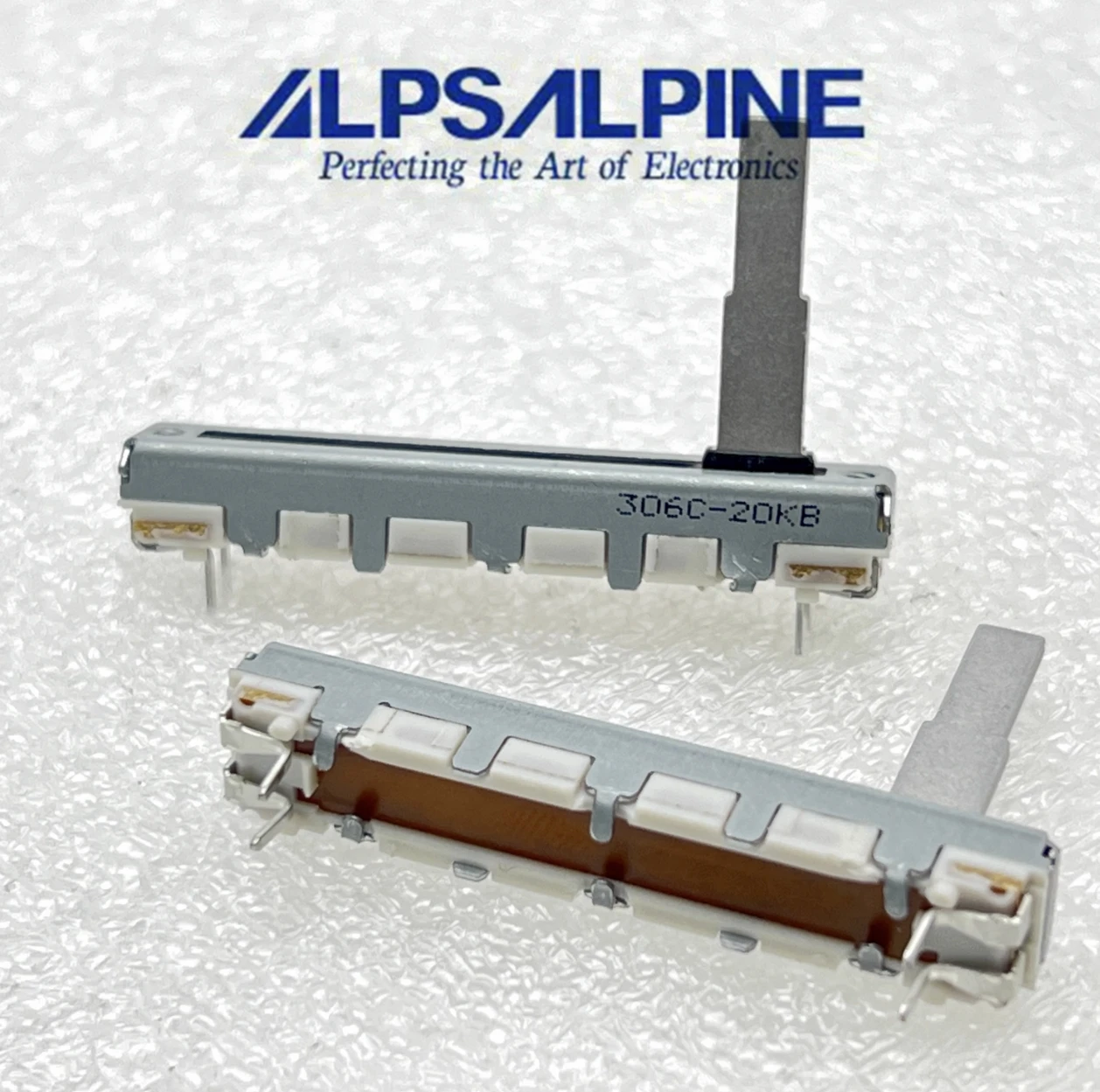 1 pcs. Japanese ALPS 45mm direct sliding single gang potentiometer B20K with tapped shaft length 20mm