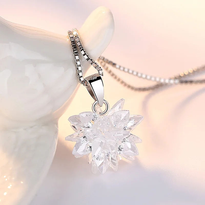 New Fashion Ice Flower Crystal Women\'s Necklace New Flower Luxury Romantic Pendant Bride 3D Snow Flower Wedding Accessories