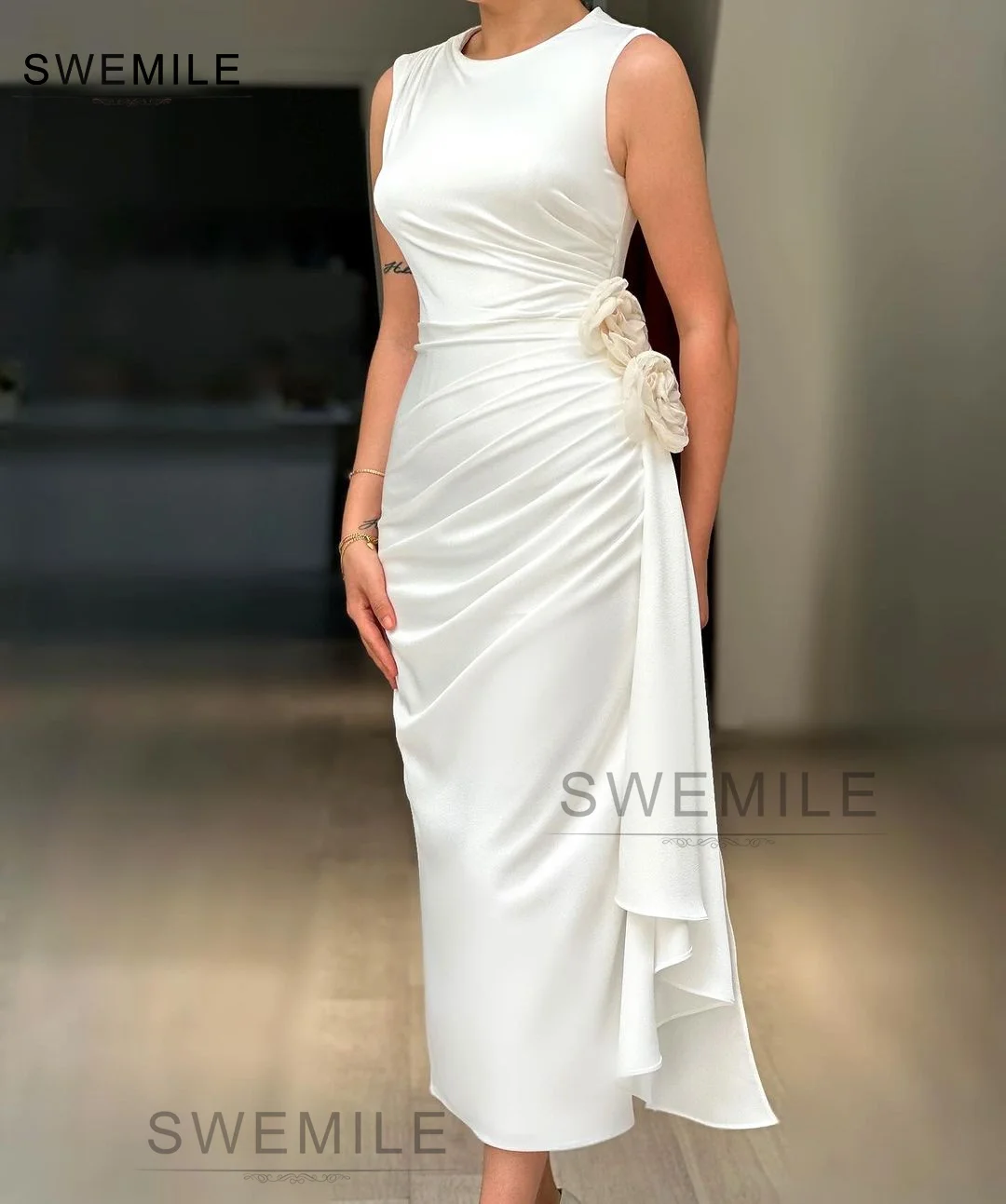 SWEMILE A-Line Long Dresses O Neckline Ruffle Zipper Up Sleeveless Evening Dress Wedding Party Dress Elegant Party Dresses