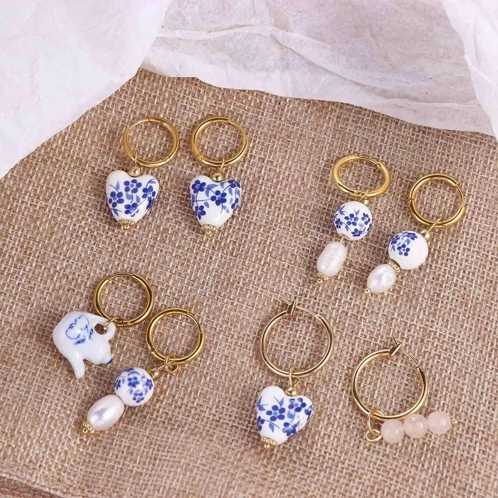 Boucles d'oreilles créoles en alliage de porcelaine bleu et blanc pour femmes, théières en céramique, accessoires de bijoux coréens, lunettes de tempérament, structure d'oreille