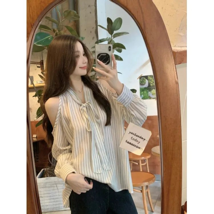 

Korean Style Chic Striped Shoulder Bared Long Sleeve Shirt Women's Fashionable Tie Design Casual Top Trendy Loose Fit