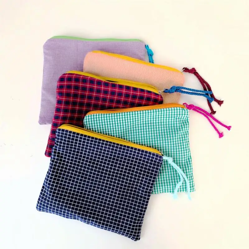 Women Plaid Makeup Bag Cotton And Linen Cosmetic Bag Zipper Pouch Simple Portable Large Capacity Storage Bag Fashion