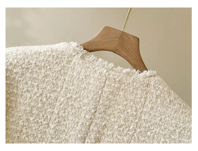 ウールタッセルショートジャケット新しい秋エレガントなラウンドネック多用途洗練された女性のトップアウターウェアロパムジェール女性のためのスーツ