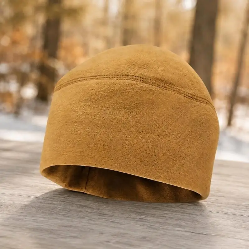 Soft Pull-On Skull Cap for Men, Fleece Hat for Travel and Walks Y166