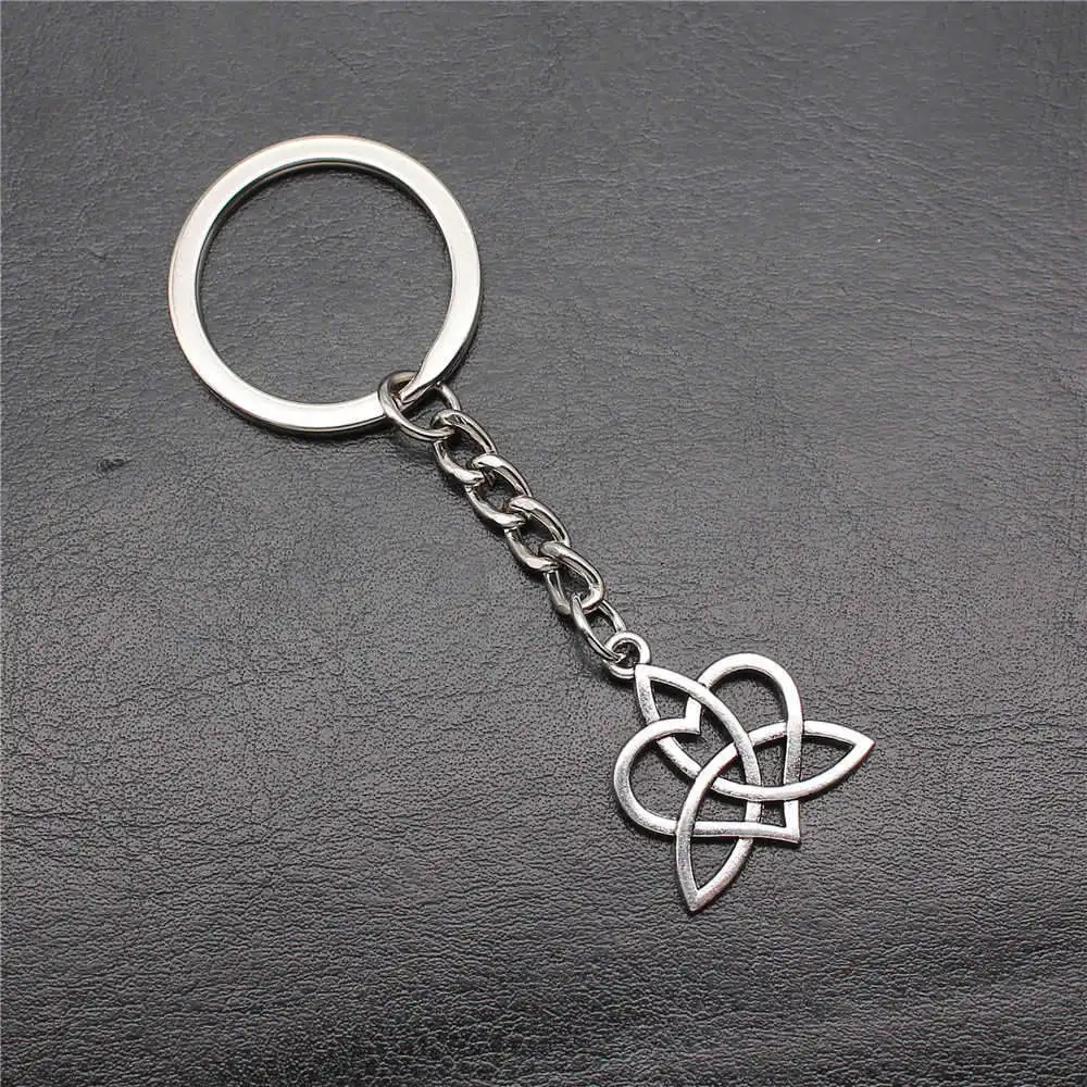 1pcs Heart Triquetra knot Charms key case materials jewelry materials Wholesale Ring Size 28mm