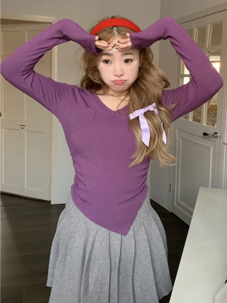 

Женские толстые футболки с v-образным вырезом, зима 2022, новые укороченные топы нестандартной формы, сексуальные мягкие футболки с длинными рукавами Y2k, корейский стиль, повседневные, тонкие, универсальные