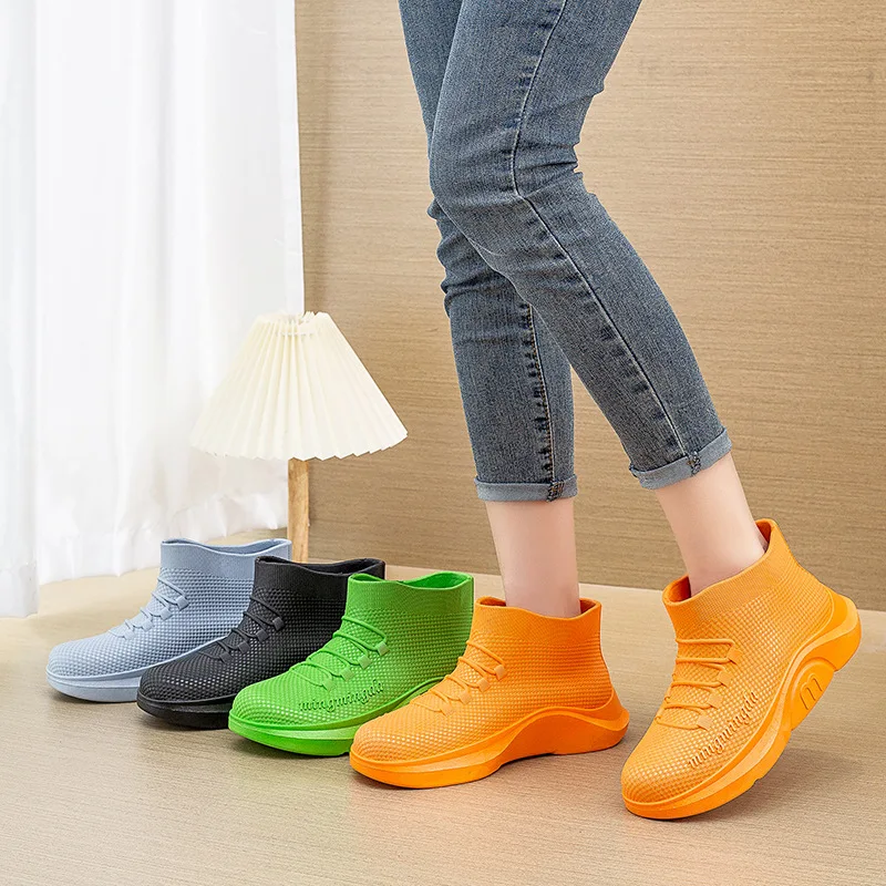 

Fashionable Short Tube Waterproof Shoes Women's Clogs Kitchen Work Rain Boots Anti-slip Slip-ons Student Korean Version Outdo...
