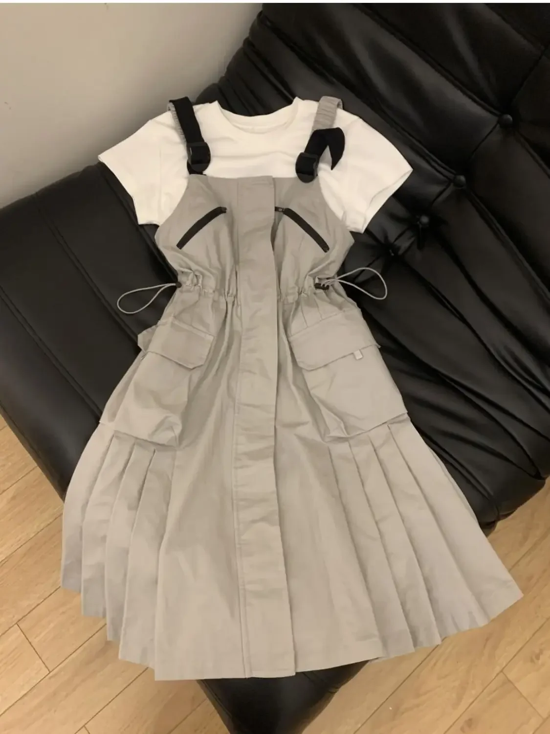 

workwear shoulder strap skirt with waist cinching and large pocket casual shoulder strap dress for women 2024 new style