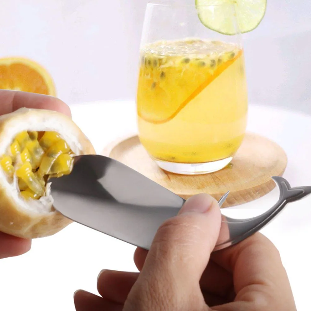 Extracteur de fruits de Passion en acier inoxydable, 2 pièces, conception en forme de baleine, Gadget de cuisine artisanal fin, pas facile à déformer