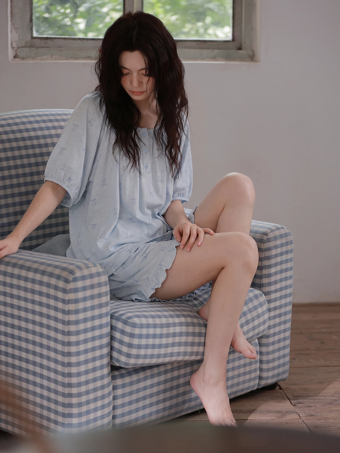 mrs-si-li-cool-sensation-modal-sleepwear-women's-short-sleeve-shorts-sweet-knot-small-unique-home-clothes