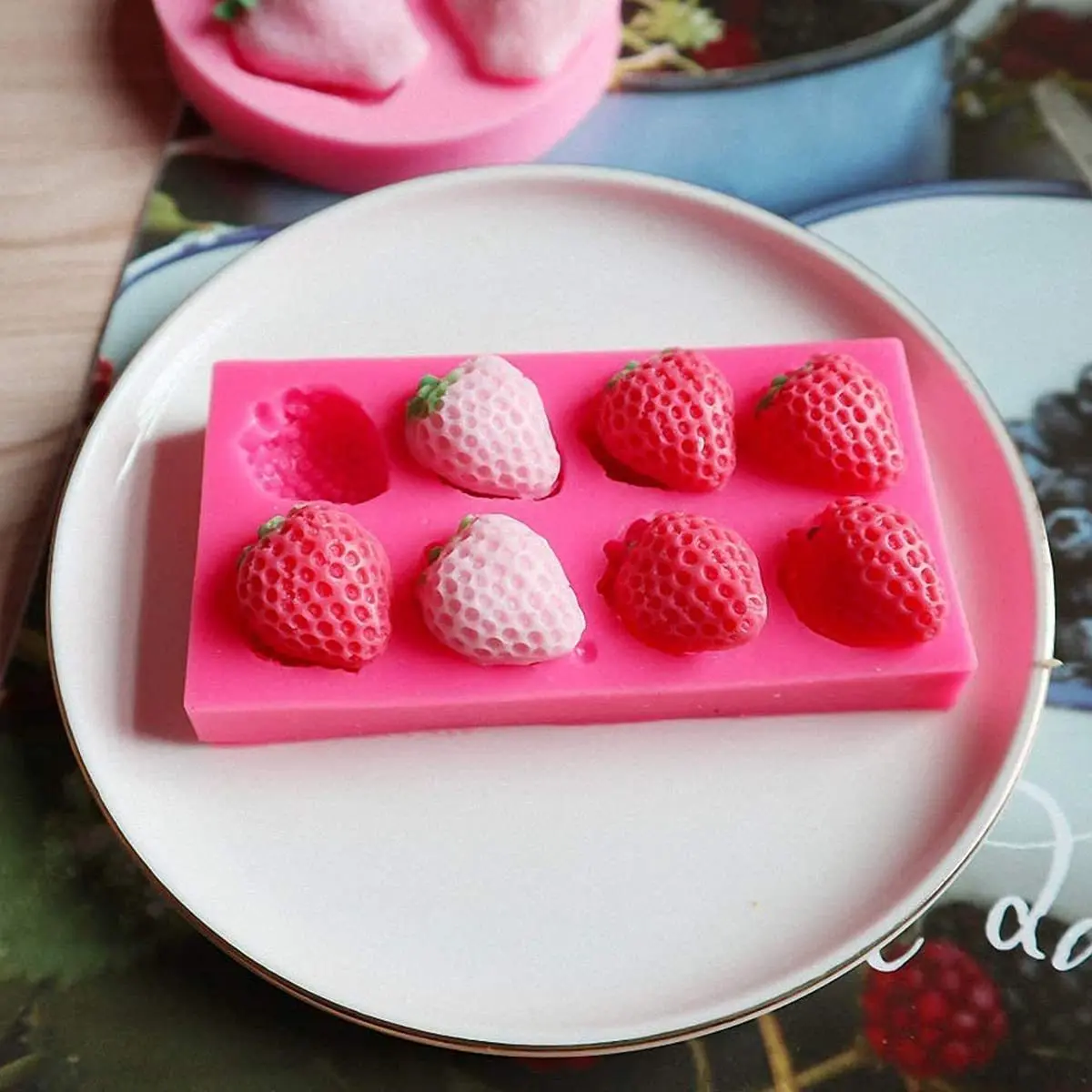 Strawberry Shape Silicone Mold Kitchen DIY Cake Baking Decoration Fondant Pudding Chocolate Mold Cake Fruit Strawberry Mold