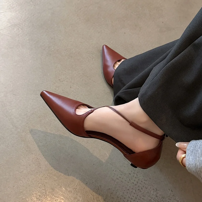 sandali-da-donna-in-vera-pelle-con-cinturino-incrociato-e-punta-affusolata-stile-moda-2026-nuovi-arrivi-estivi-scarpe-con-tacco-basso-in-vera-pelle