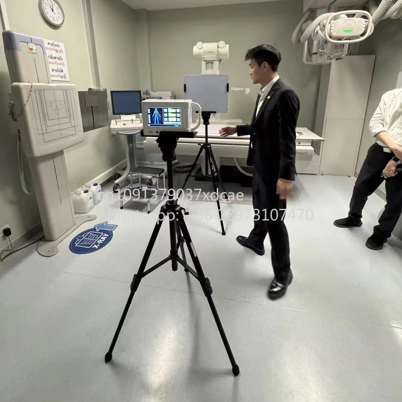 2026 NEW Digital Portable Xray Machine, 5.6kw With Optional FPD Veterinary Instrument 10.4 Inch Screen