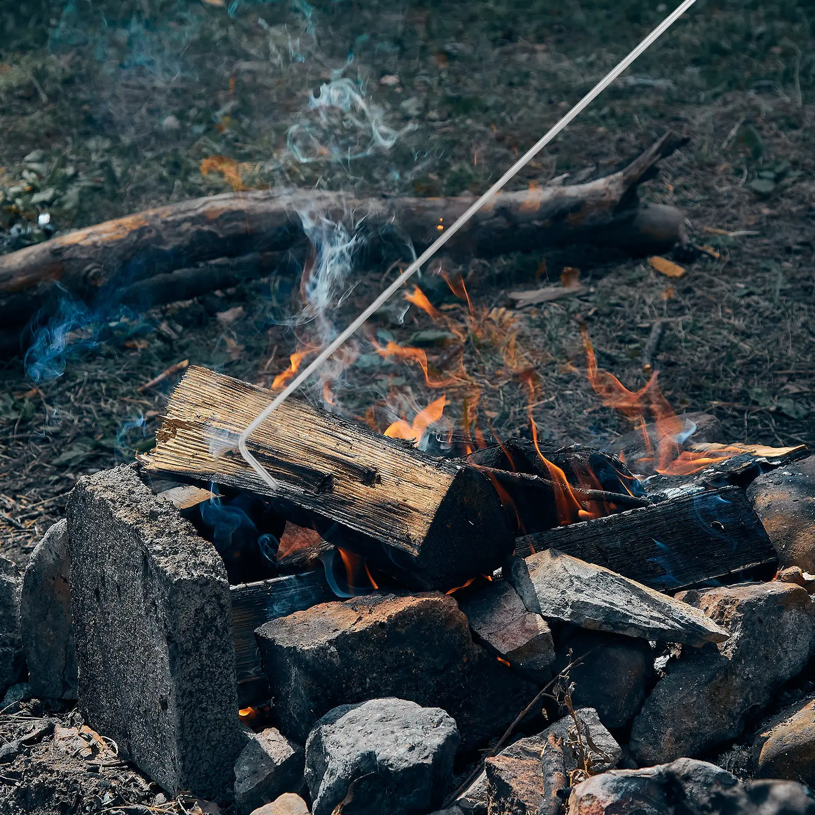ferro-de-lareira-com-cabo-longo-ferramenta-de-metal-resistente-para-fogueira-ideal-para-acampamento-caminhadas-piqueniques-e-encontros-no-quintal