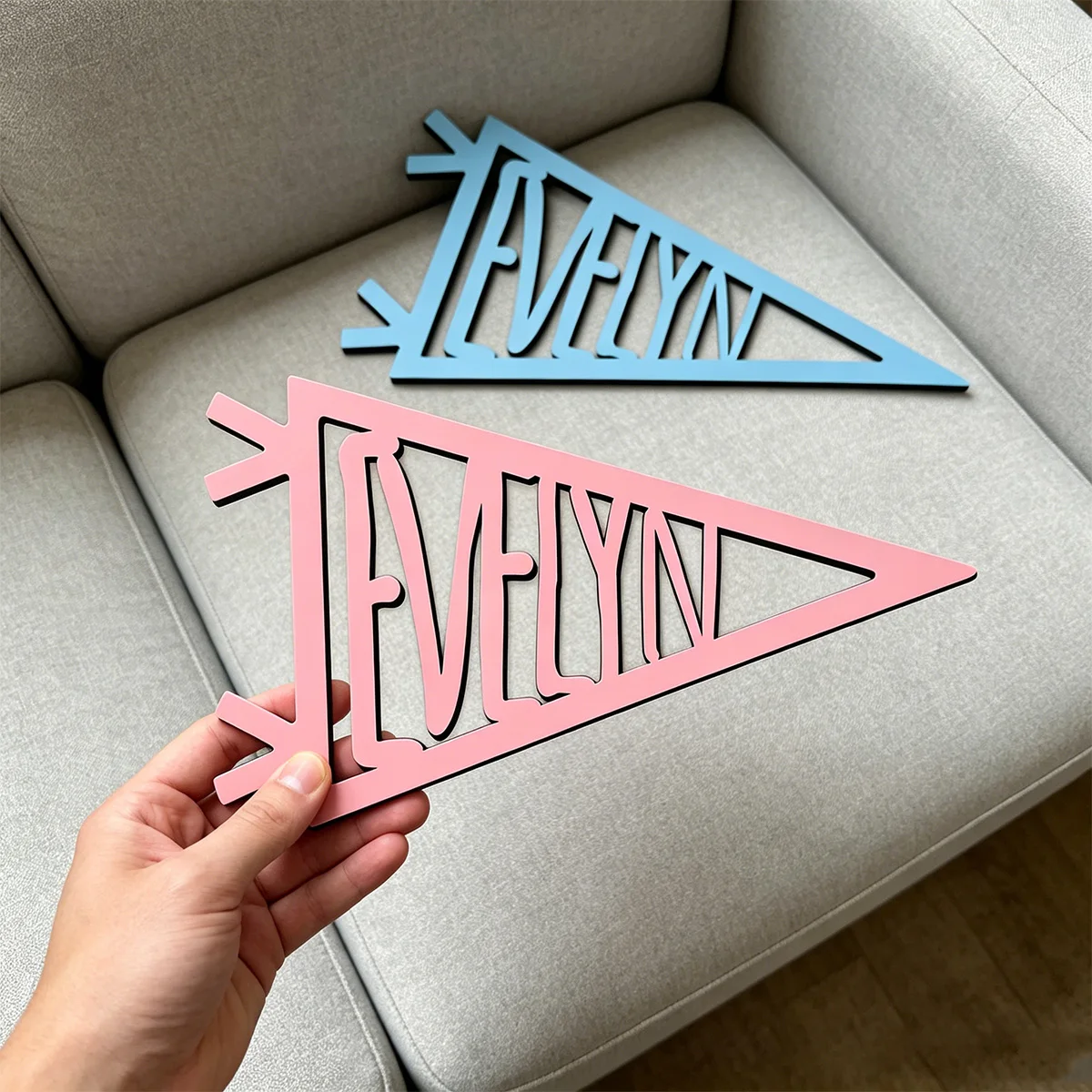 1pc Personalized Triangular Flag Wooden Surname Brand, Custom Content, Baby Room Decoration, Party, Birthday Decoration