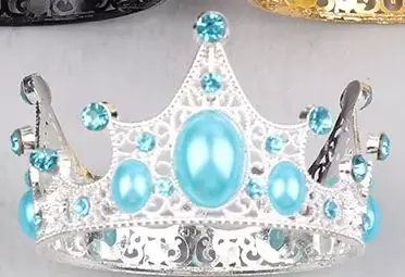 

Tiny Metallic Crown Accessories for Cotton Dolls; Retro Headpiece Miniature Toys for Baby Doll Dress-Up.