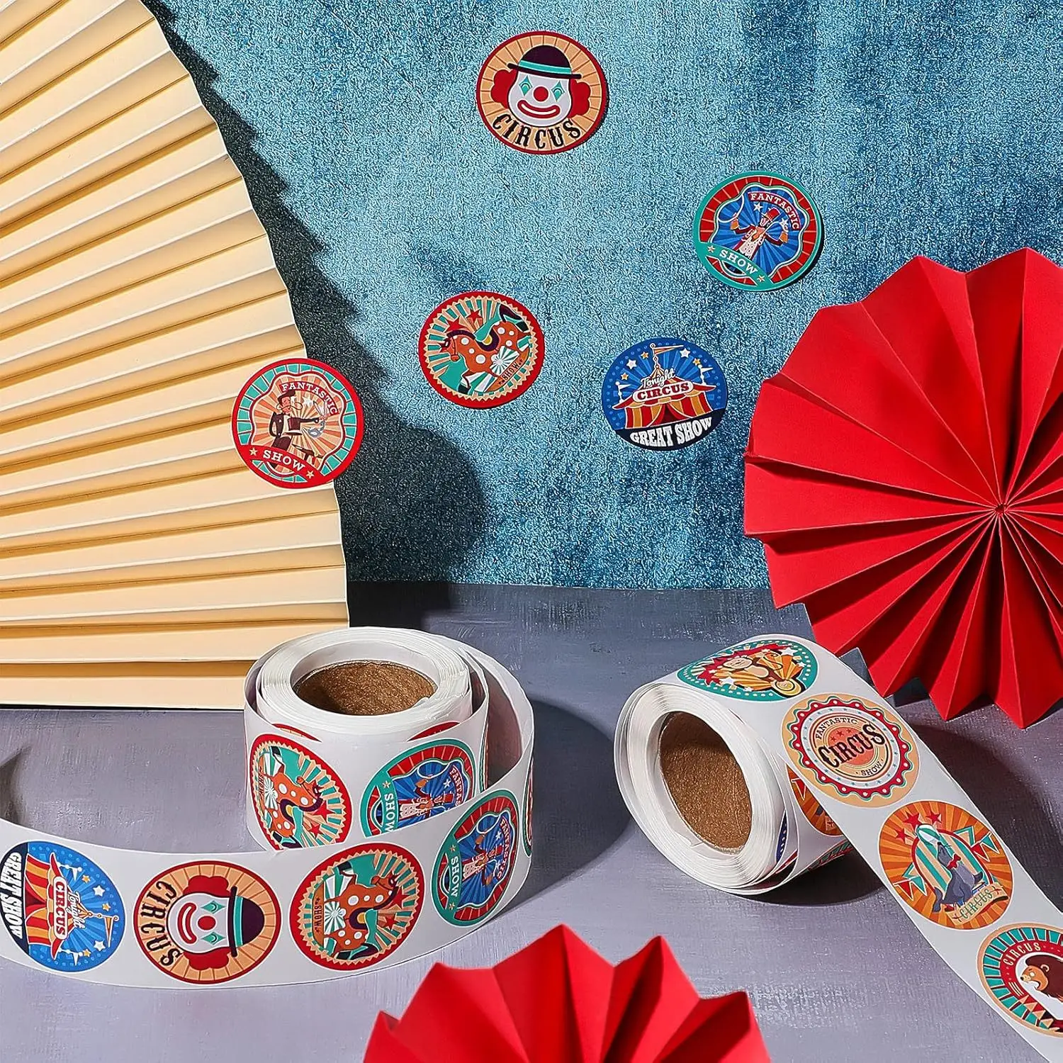 1000 قطع كرنفال السيرك ملصقات الحفلات كرنفال تحت عنوان الحيوان مهرج تسميات ملصق هدايا الحفلات لأختام مغلف عيد الميلاد